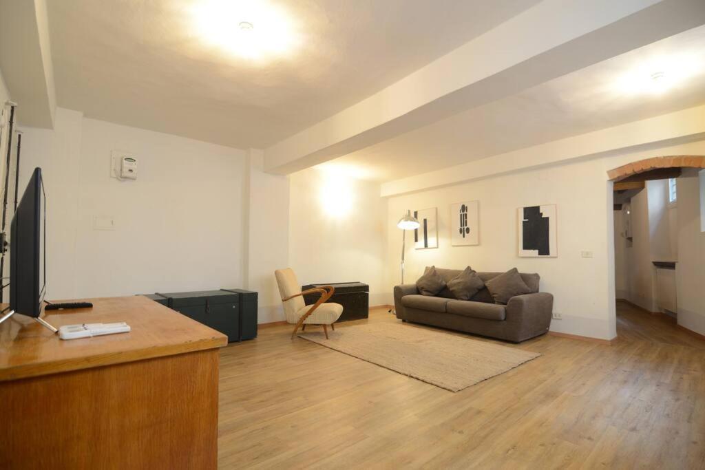 Keys Of Italy - Sprone 15 - 2 Bedroom Family Apartment By Ponte Vecchio 佛罗伦萨 外观 照片